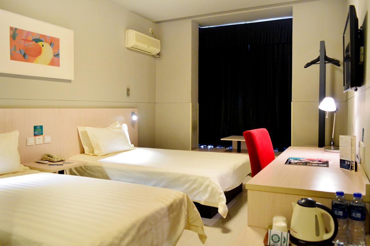 Jinjiang Inn Tiayuan Wuyi Square Tajjüan Kültér fotó